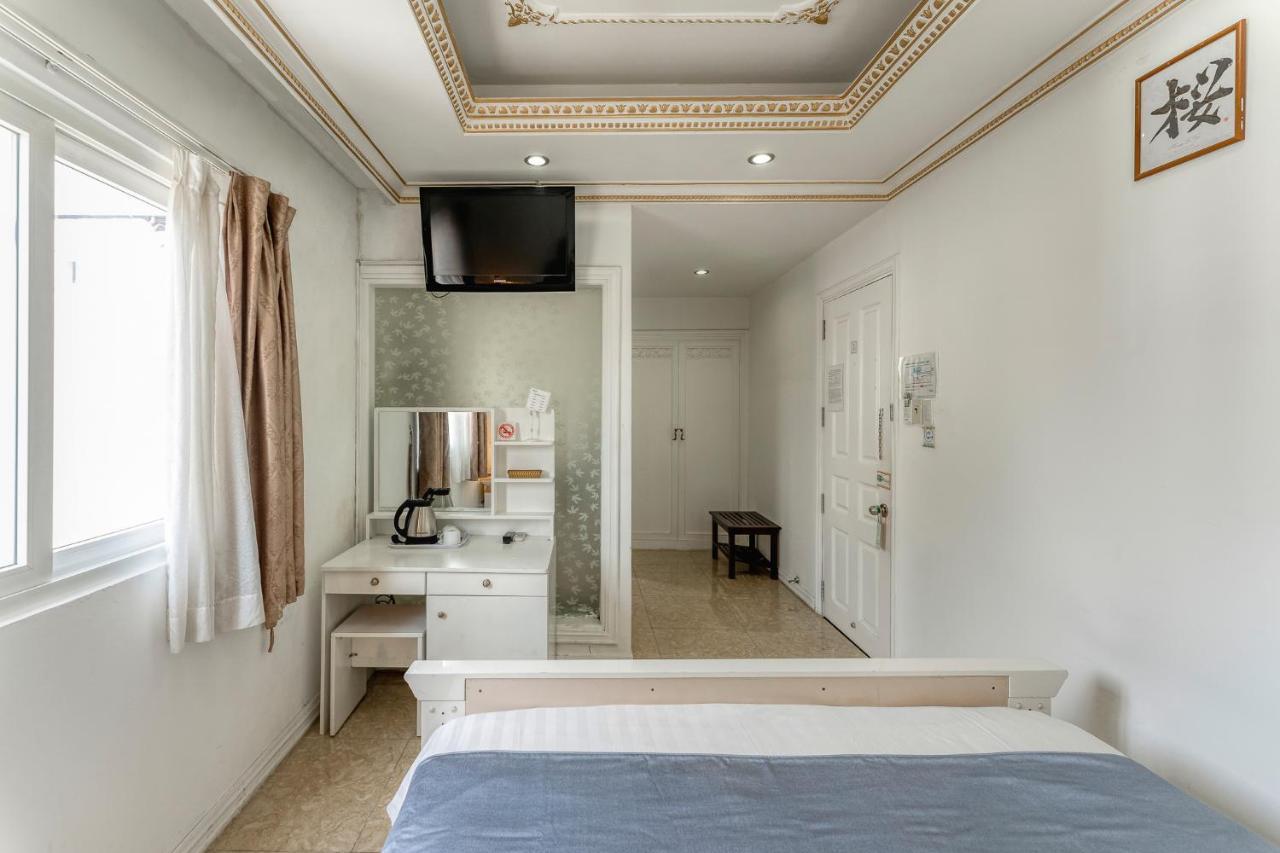 Happy Land Hotel Ho Chi Minh City Exterior photo