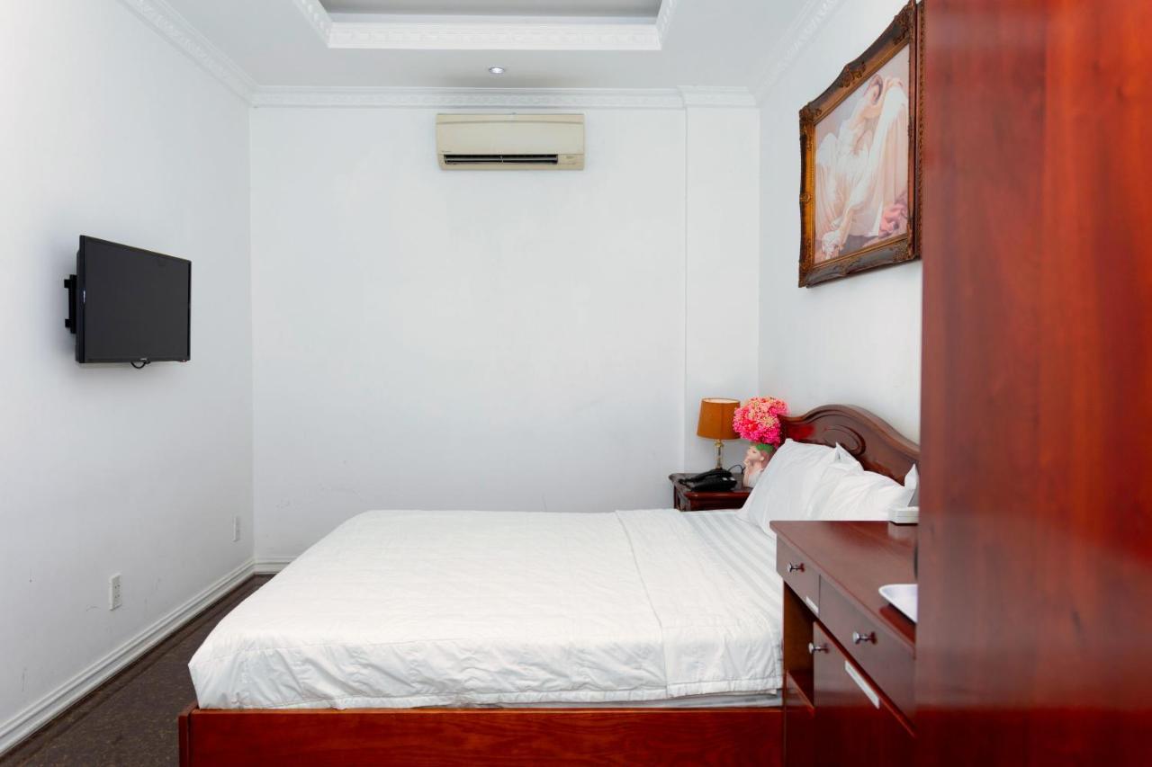 Happy Land Hotel Ho Chi Minh City Exterior photo